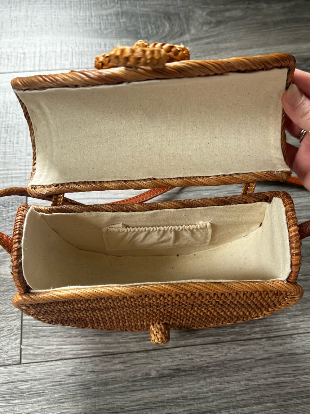 Rattan Bag - Picture 4 of 5
